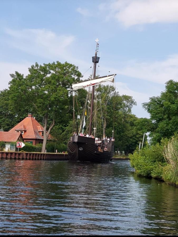Fischerhaus Godewind 60 Qm Altwarp Экстерьер фото